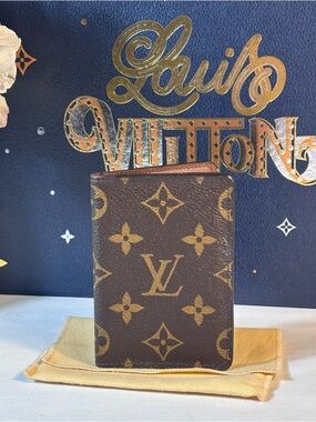 Stunning Louis Vuitton Monogram Pocket Organizer